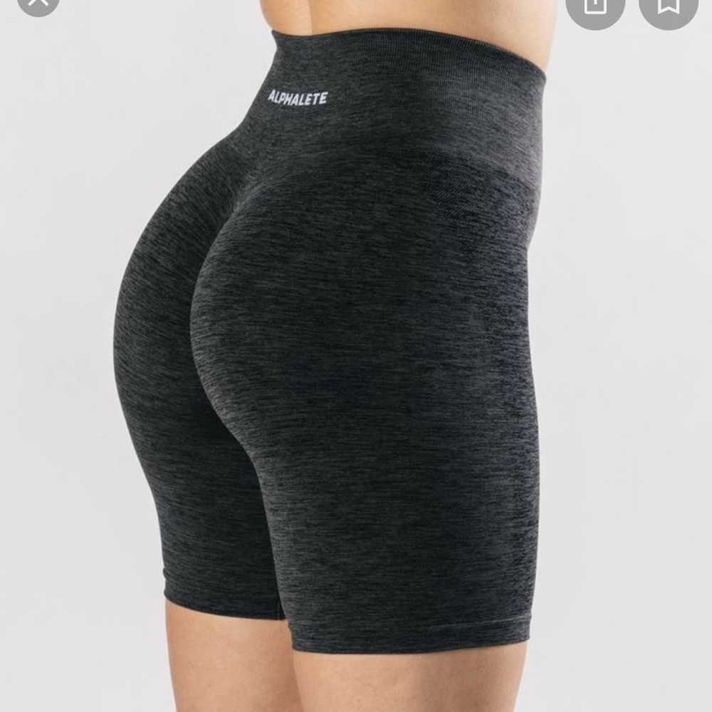 Large alphalete amplify biker short